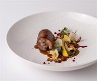 Agnello, rapa rossa, castagne, funghi e topinambur