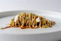 Tagliolino, coniglio, ricotta affumicata ed elicriso