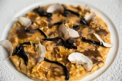 Risotto ai funghi di bosco, scorzanera, anice e salsa al vino bianco